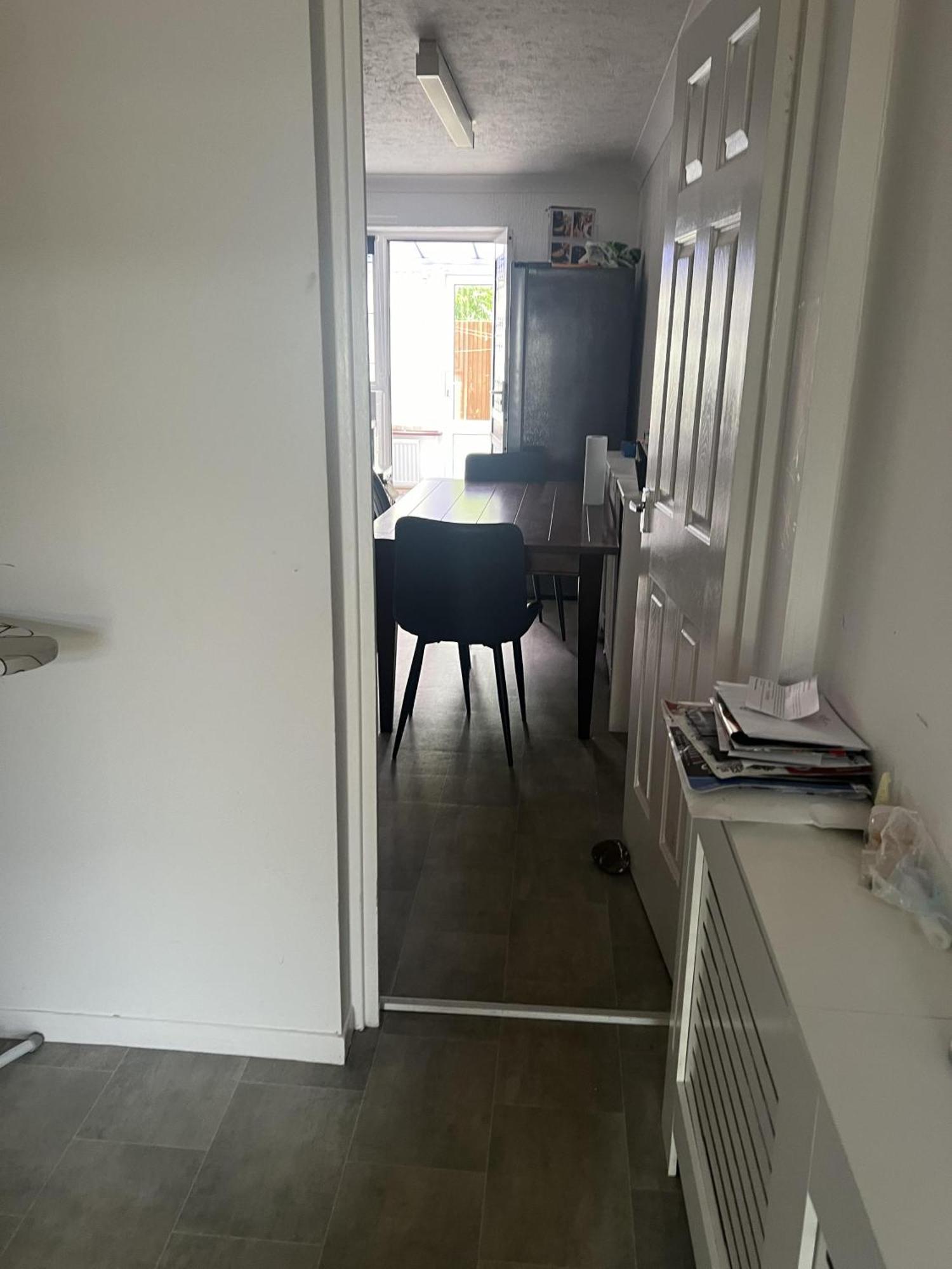 Basildon 3 Bedroom - Free Parking Private Garden Bagian luar foto